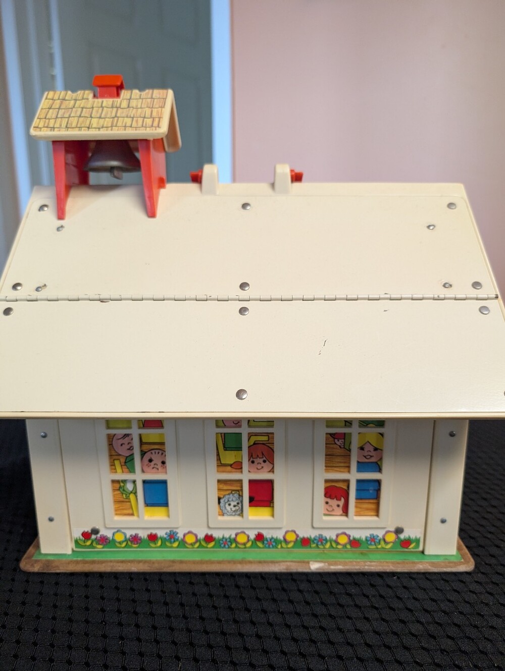 Vintage Fisher-Price Play Family School Little People #923, 1971 - Picture 8 of 12